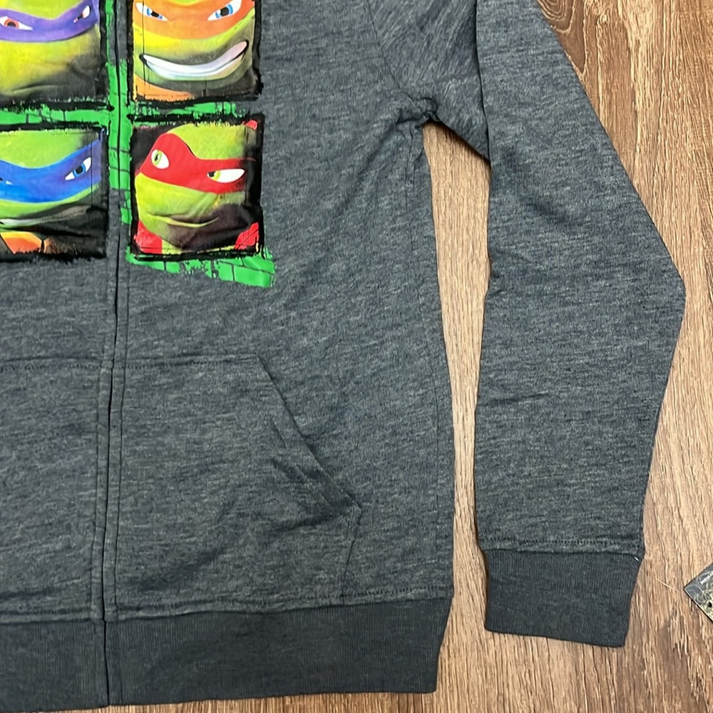 TMNT Classic Full Zip Sweater with Hoodie Juniors Large NEW - Picture 6 of 10